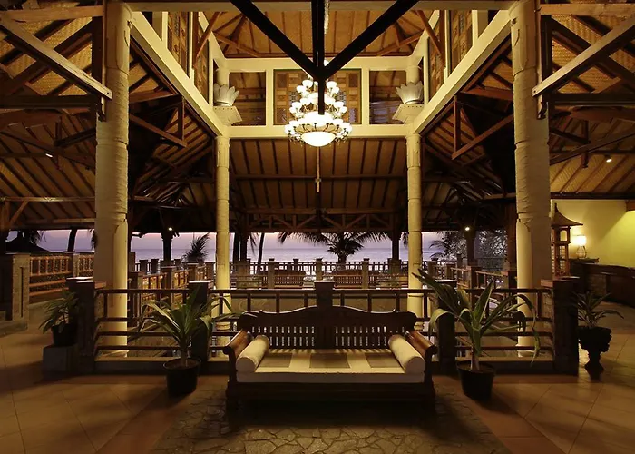 Nugraha Seaview & 3* ロヴィーナ
