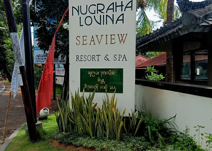 Nugraha Seaview & ホリデーパーク 3*