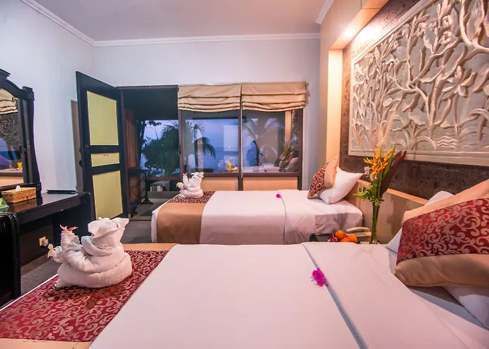 Nugraha Seaview & 3*