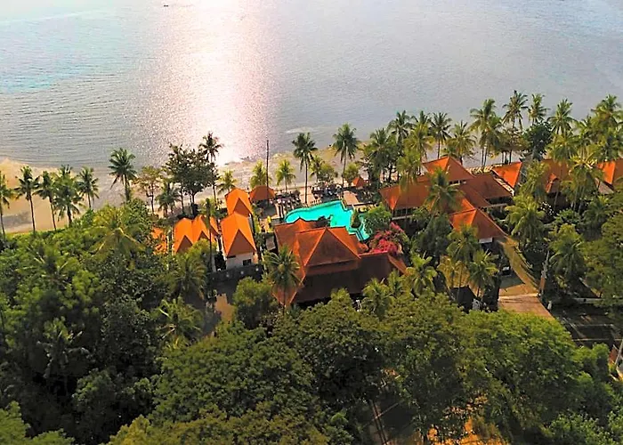 假日公园 努格拉罗维纳海景假日温泉酒店 3*